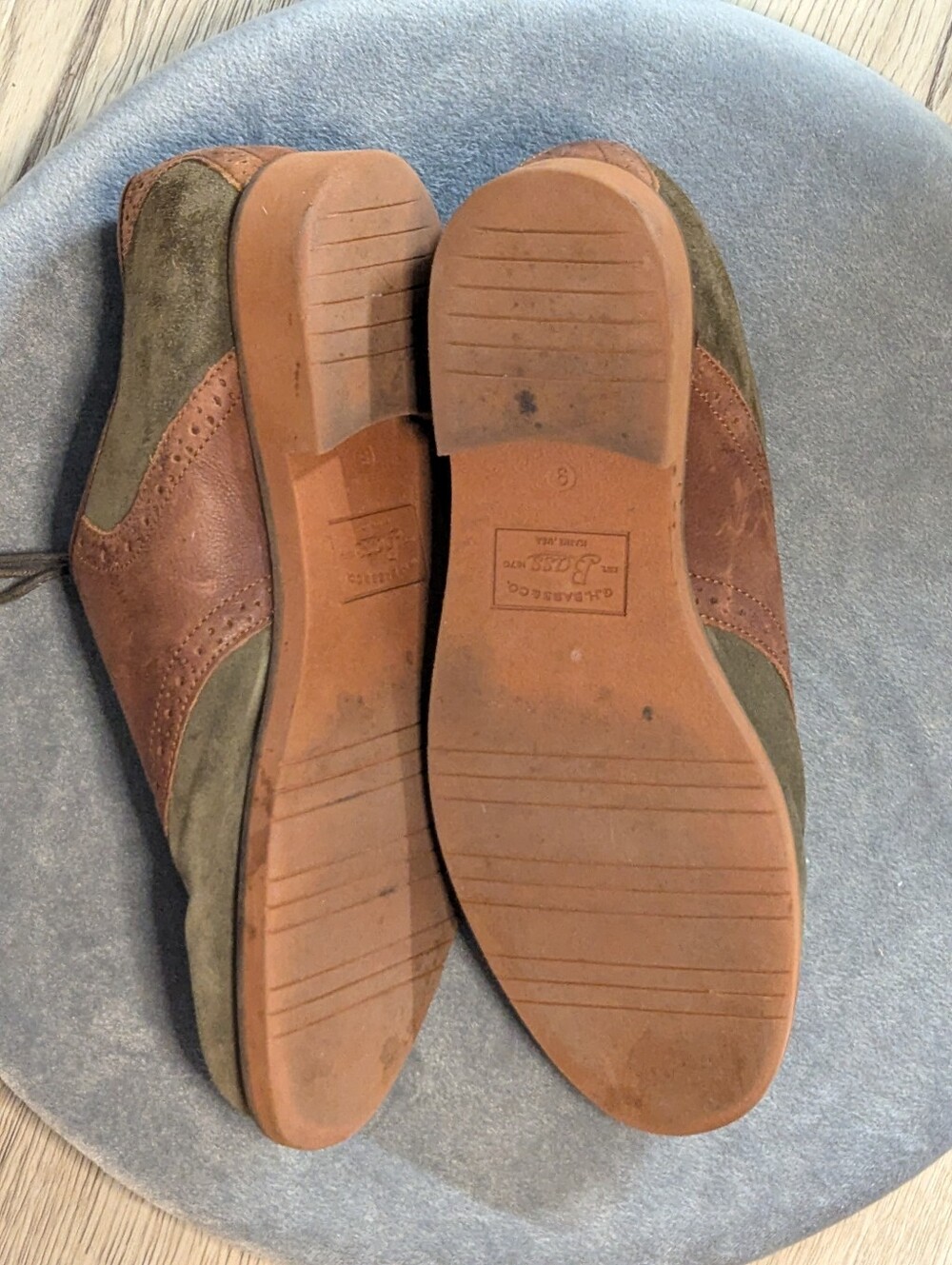 G.H. Bass & Co. Olive Suede and Brown Leather Saddle Shoes Oxfords Size 9 - Picture 6 of 11